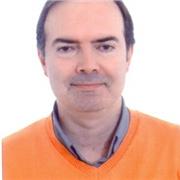 Profesor licenciado en Filología Inglesa, especializado en ESO y Bachillerato. También te ayudo si estás opositando.